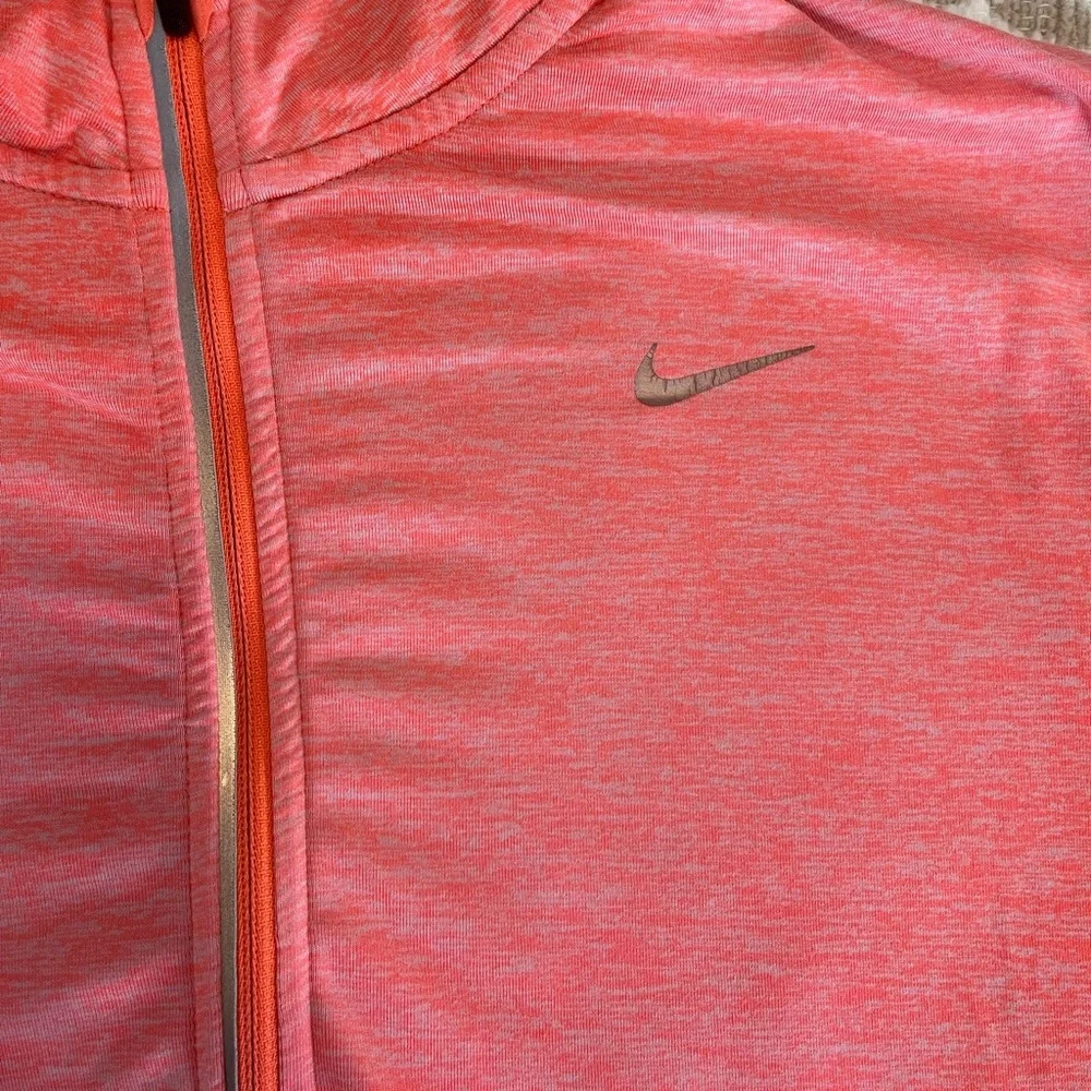 Nike Women's Quarter Zip Pullover - Size Large | Athletic Fit & Bright Coral